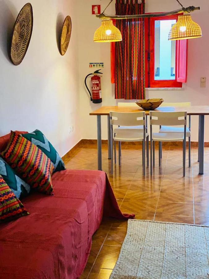 Baobab Moz Lodge Vila Nova de Milfontes Exterior photo